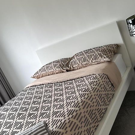 Albert Bridge Spacious Double Room Лондон Екстер'єр фото